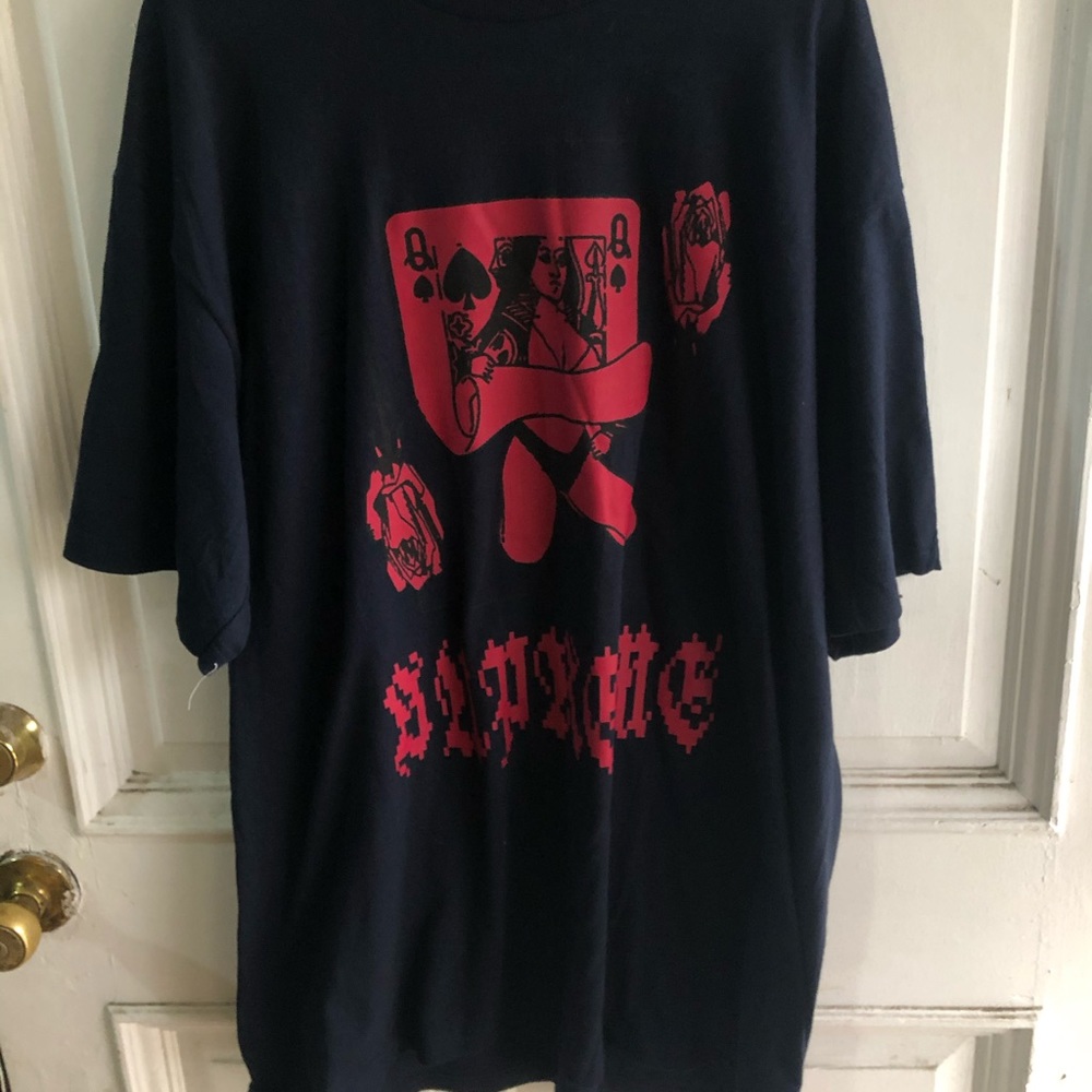 Supreme tee